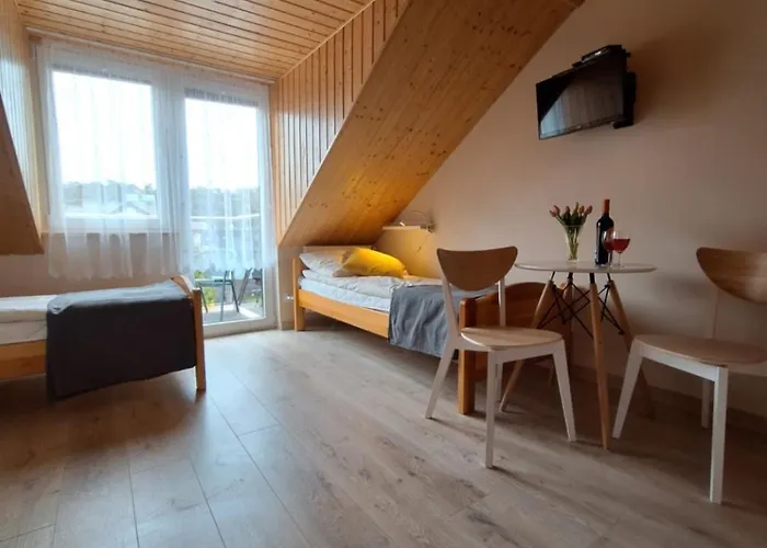 Helios 招待所 Dębki