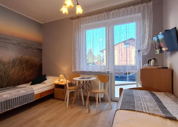 Helios 招待所 Dębki